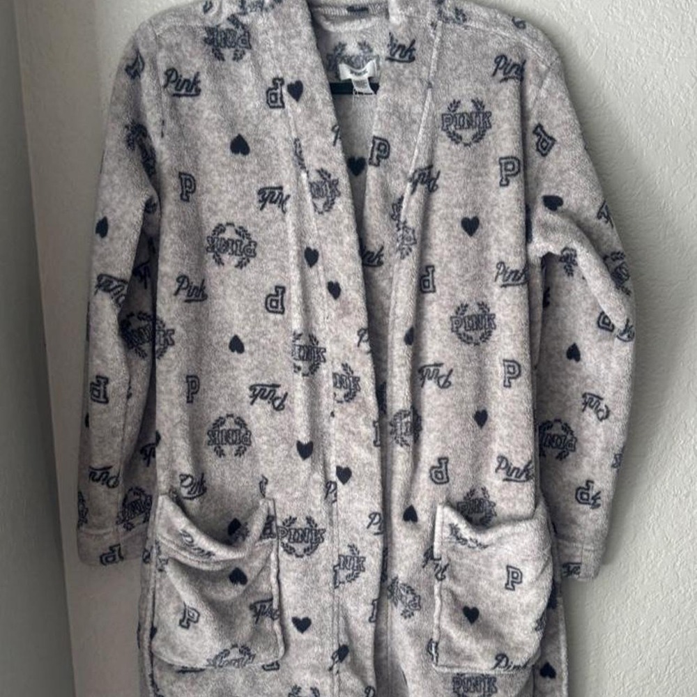 Victoria's Secret Pink Gray Robe with Hearts Size XS